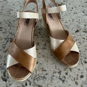 Women’s PIKOLINOS Sandals EUC 42
